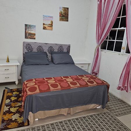 קרייסט צ'רץ' David'S Place מראה חיצוני תמונה